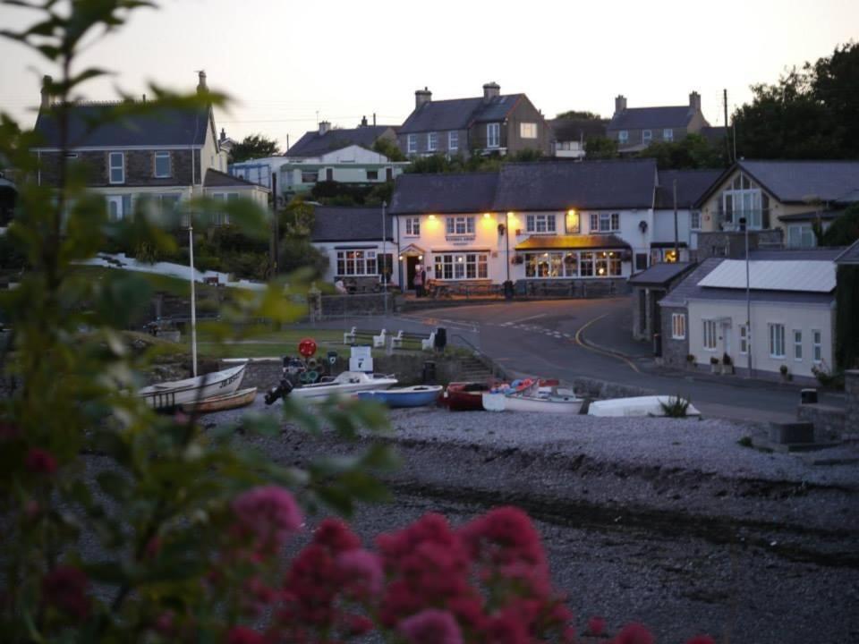 “Ty Hir Caravan” Moelfre Extérieur photo
